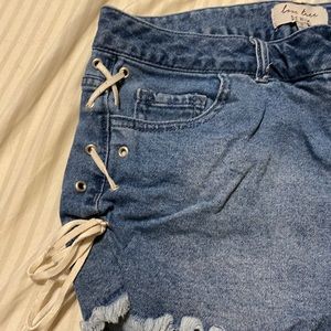 Denim shorts with laces